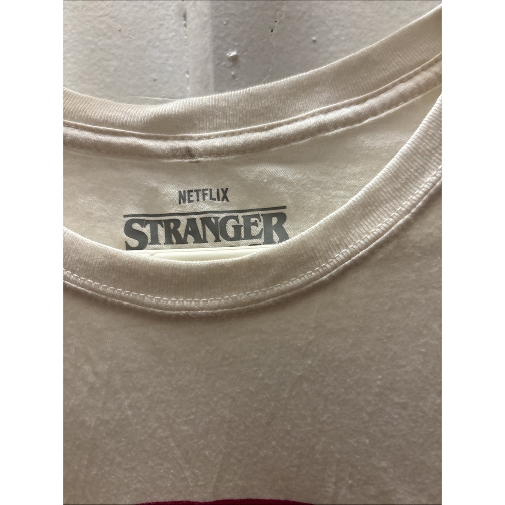 Stranger Things Cream T-Shirt With Logo By Netflix Women's‎ Size Medium NWT